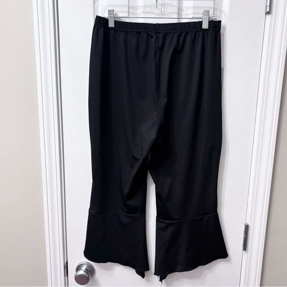 Flare Crop Black Stretchy Pull On Asymmetrical Pant Women’s Plus Size 1X - Picture 6 of 7